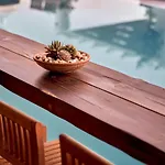 Agali Hotel 4*