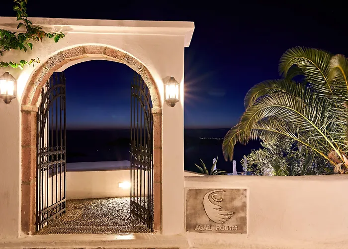 ホテル アガリ ハウジズ フィロステファニ