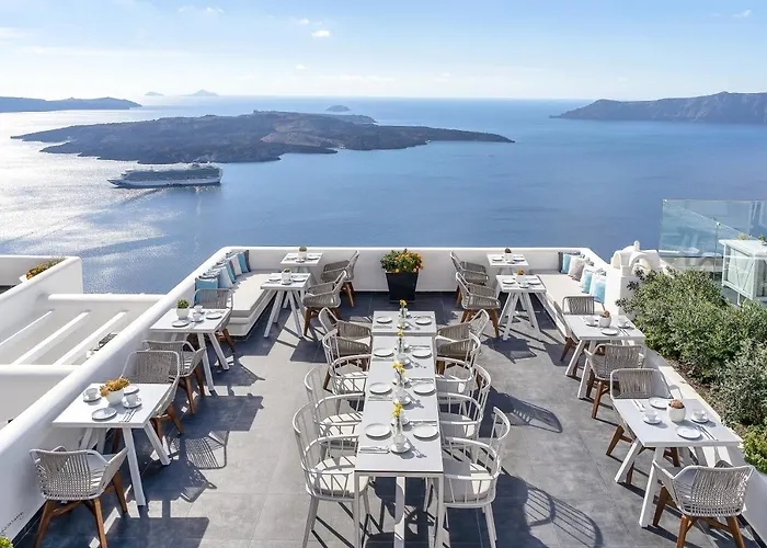 アガリ ハウジズ ホテル 4*