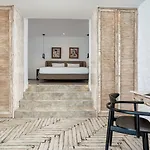 Agali Hotel