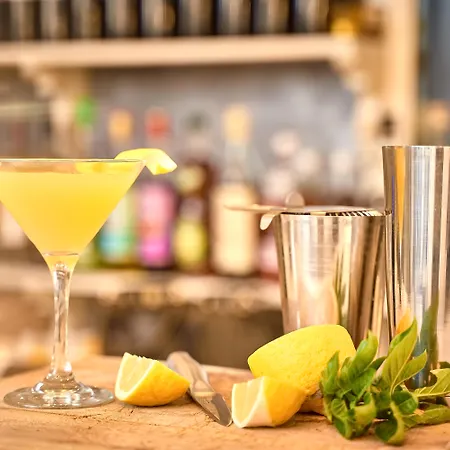 فندق أغالي فِروستيفاني