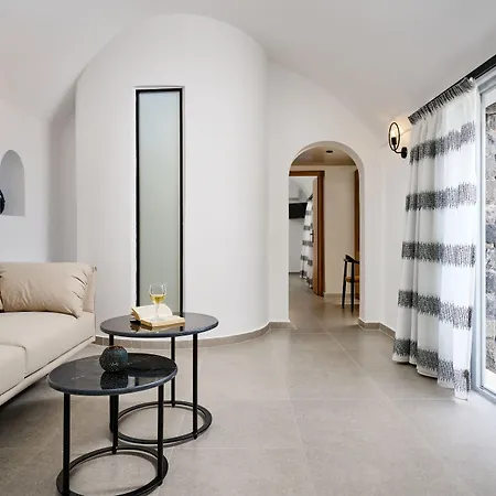 أغالي فندق فِروستيفاني